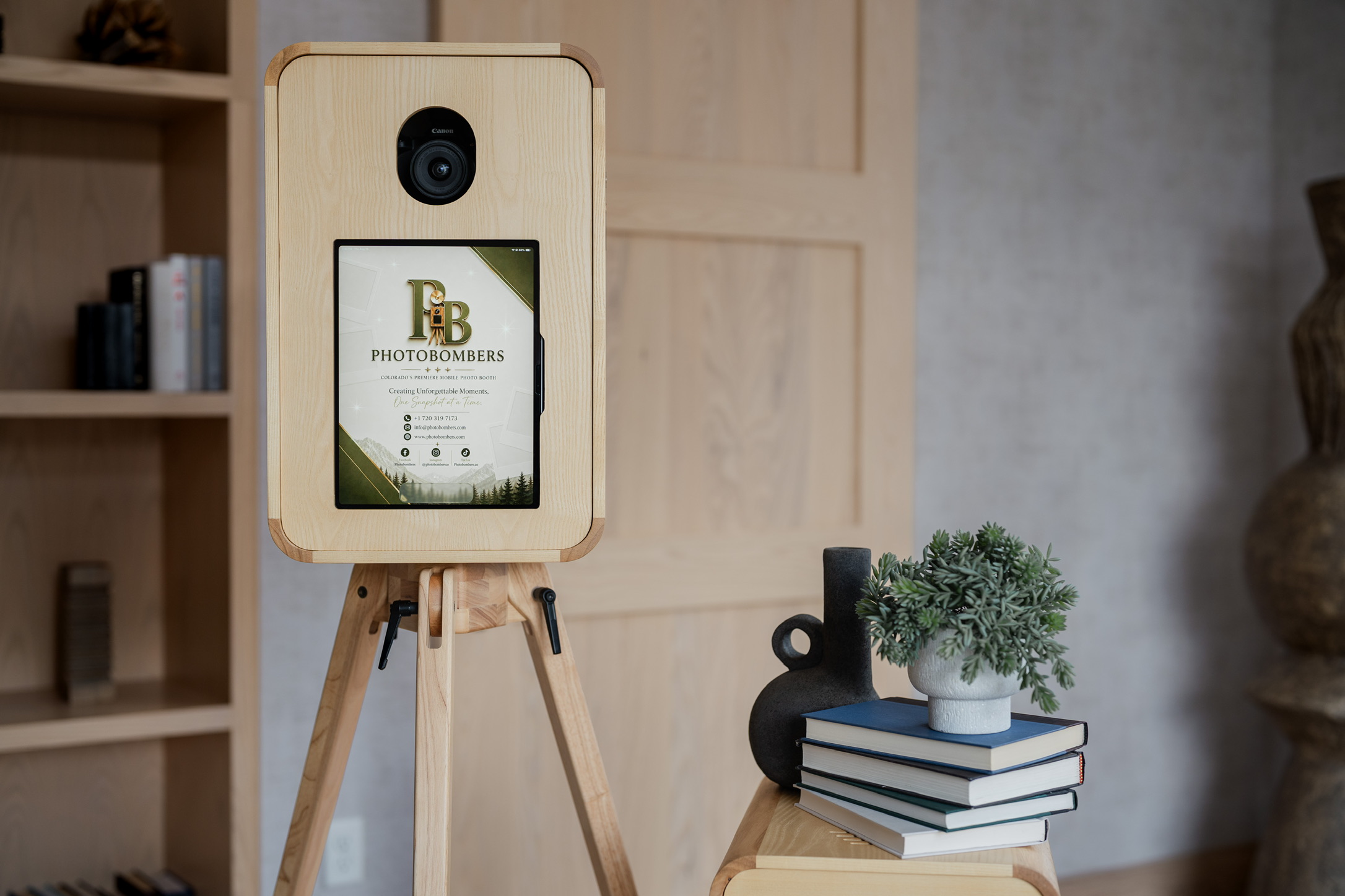 Photobombers luxury vintage photo booth styled at a Colorado event